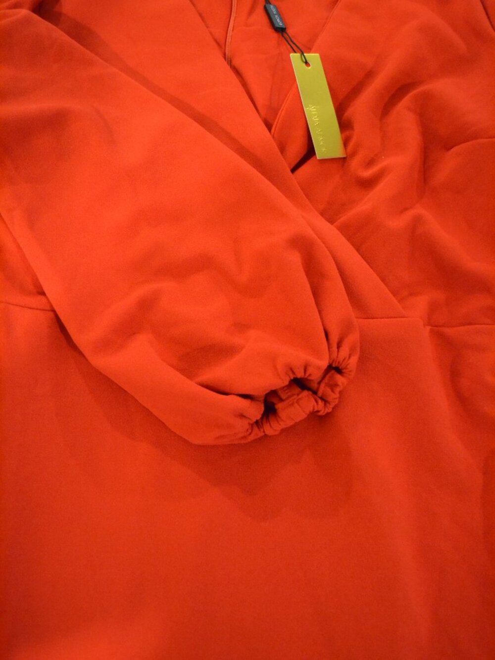 NWT Alexia Admor Beautiful Red Faux Wrap Dress with Waist Sash, Size Medium - Picture 9 of 12
